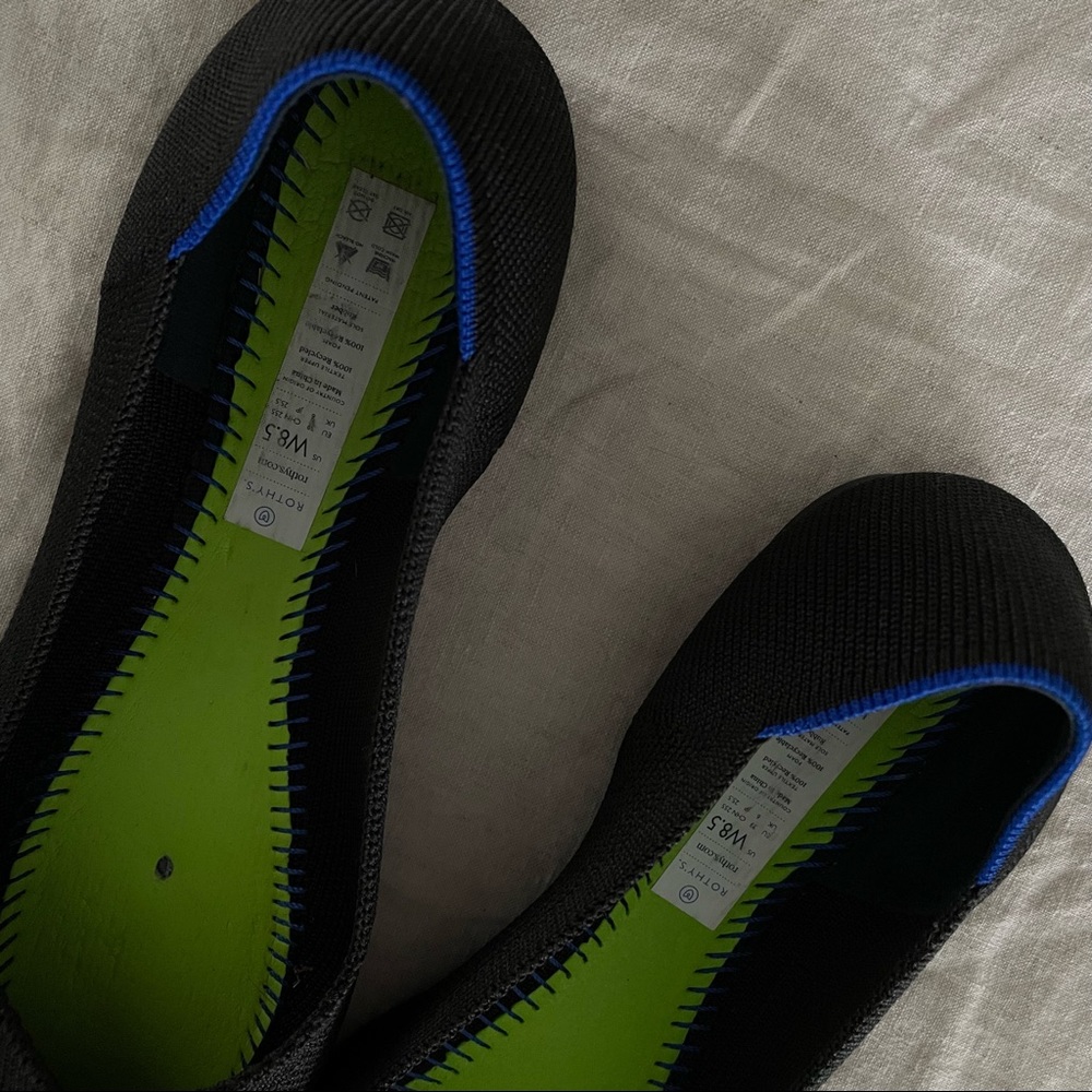 Rothy’s The Point Flat in Classic Black Solid Size 8.5 - Picture 5 of 16